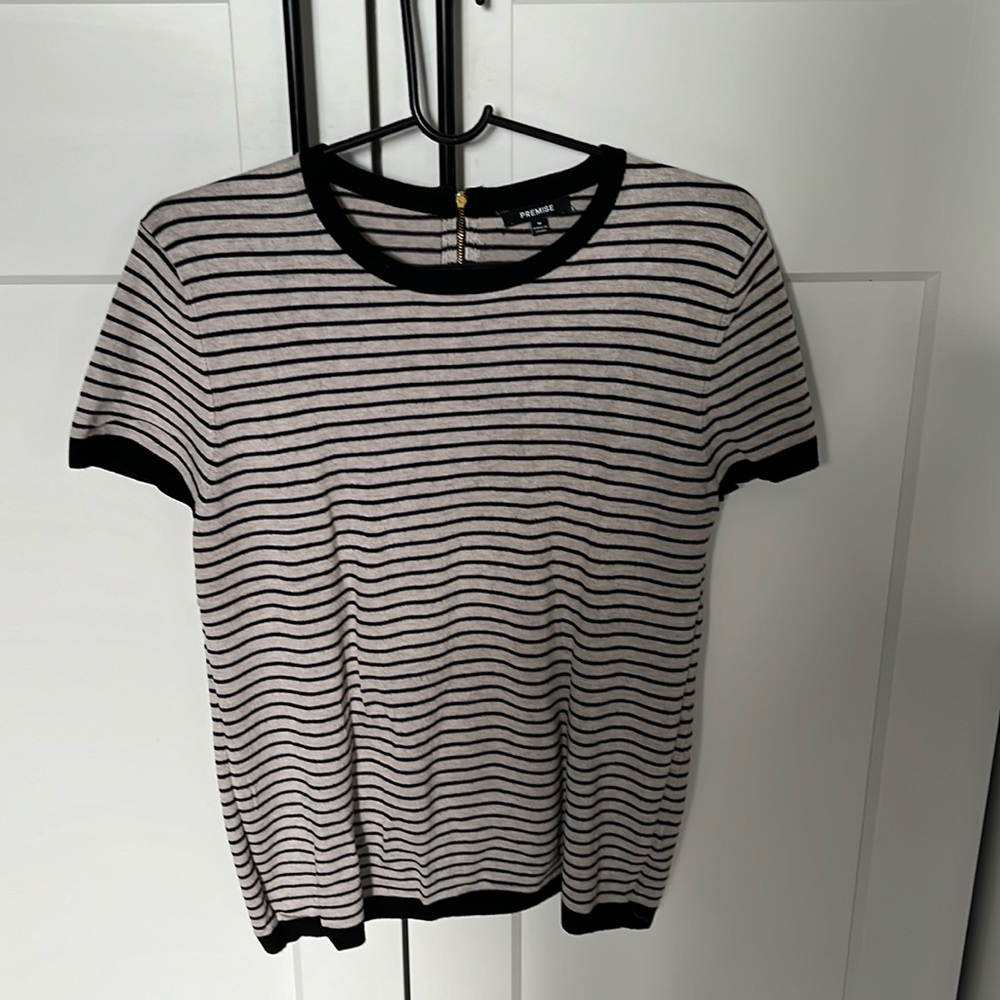 Premise Short Sleeve Knit Top - M